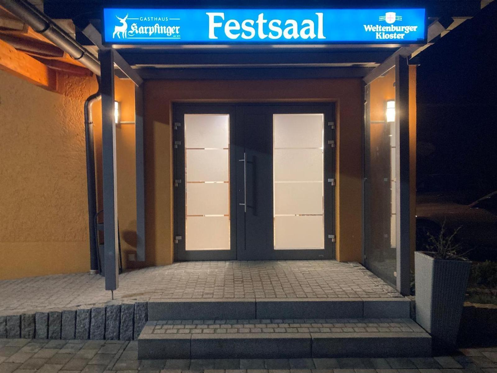 Gasthaus Karpfinger Aiterhofen 外观 照片